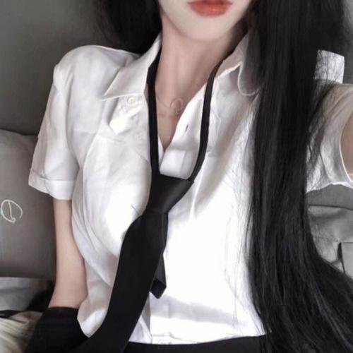 机智牢房生活